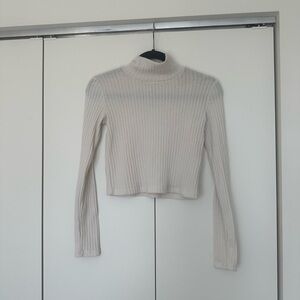 Aritzia Wilfred Free Cropped Long Sleeve